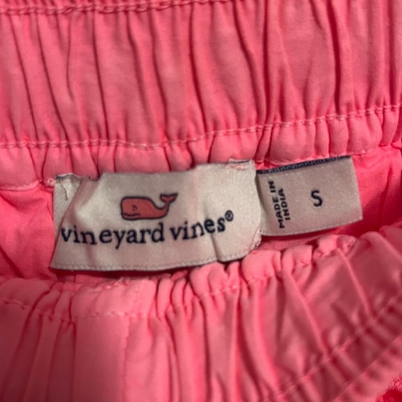 Vineyard Vines Sea Spray Eyelet Pull-On Shorts - Picture 6 of 12